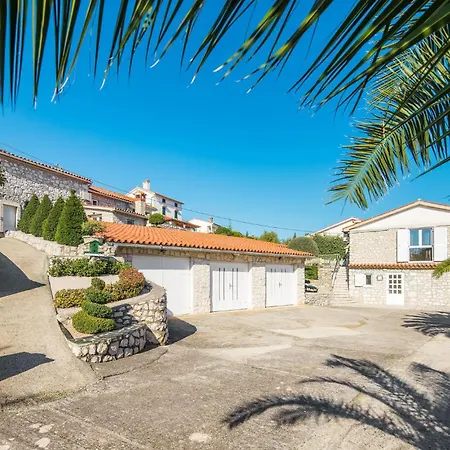 Pet Friendly In With House Sea View * Ravni