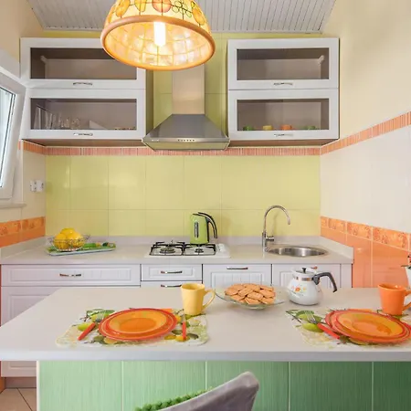 Pet Friendly In With House Sea View